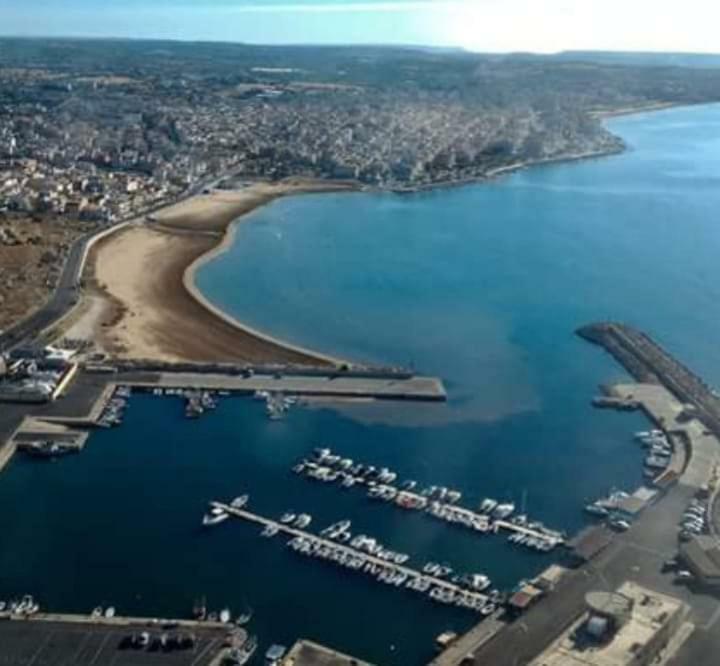 فيلا A Pozzallo Vicino Al Mare المظهر الخارجي الصورة